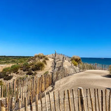 Le Palmier Aigues-Mortes Parking Petite Camargue 3*